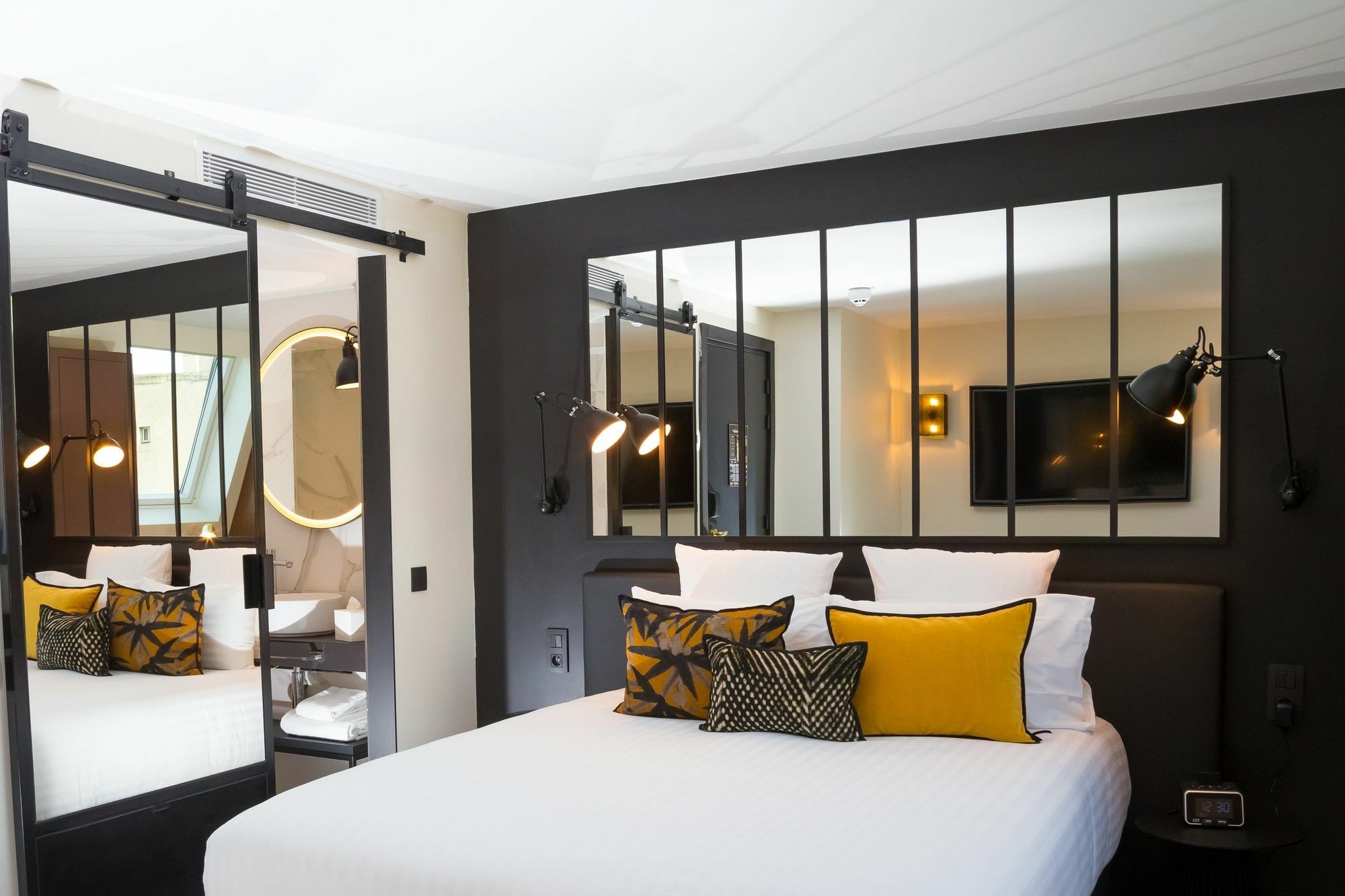 Laz' Hotel Spa Urbain Paryż Zewnętrze zdjęcie